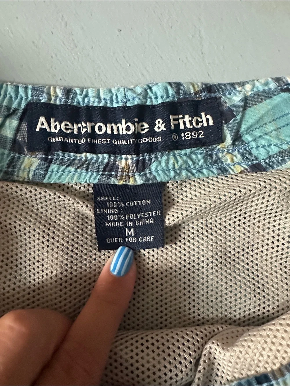 Abercrombie & Fitch Y2K Light Blue and Navy Plaid Swim Trunks M 2000s Preppy
